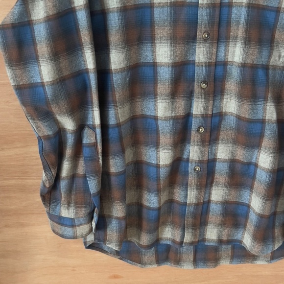 Pendleton wool  flanel plaid Lodge Shirt men's L large brown blue tan button up - Picture 3 of 10